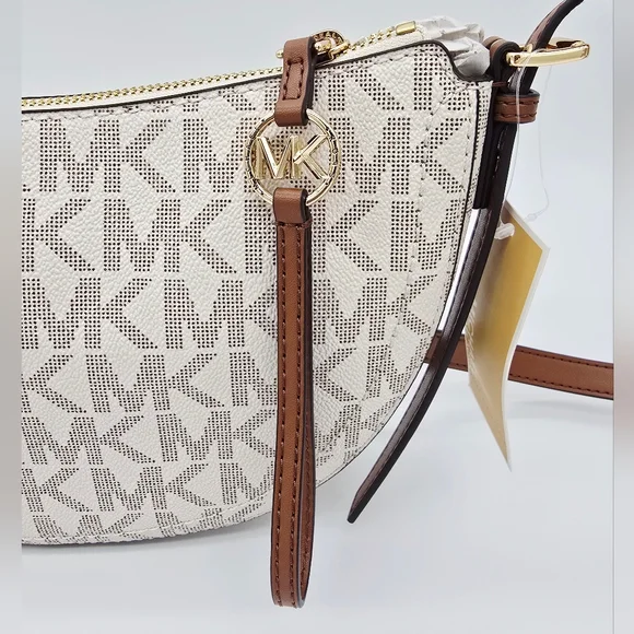 Michael Kors Camden Crossbody Bag - NWT - Picture 4 of 8